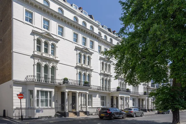 No. 18 Porchester Gardens, Bayswater, London