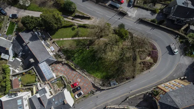 Llantrisant Cottage High Street, Pontyclun CF72 8BP
