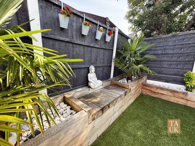 15 Maple Avenue, Manchester M34 5SR