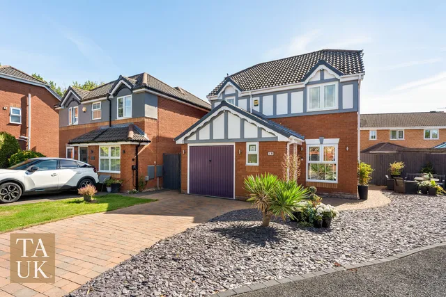 18 Arran Avenue, Ellesmere Port CH65 9JE