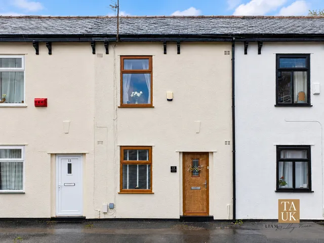13 Williamson Lane, Manchester M43 7BD