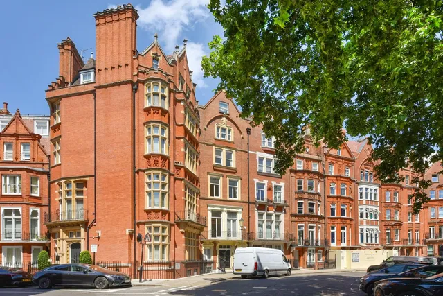 Hans Place, London, Knightsbridge SW1X