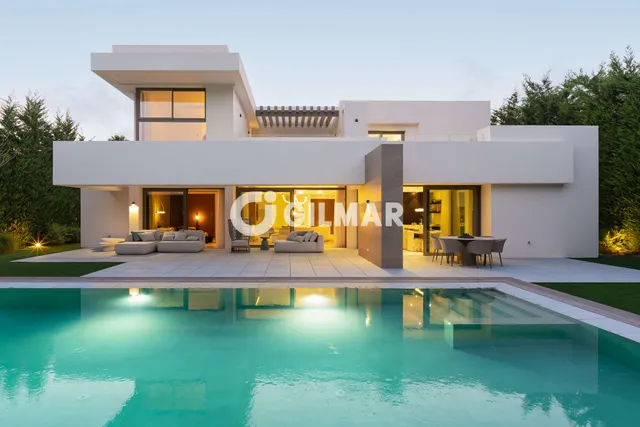 Villa in ESTEPONA, Málaga