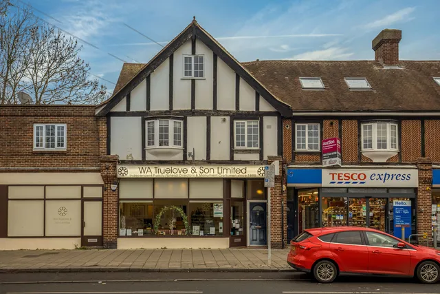 352a Malden Road, Worcester Park KT4 7NW