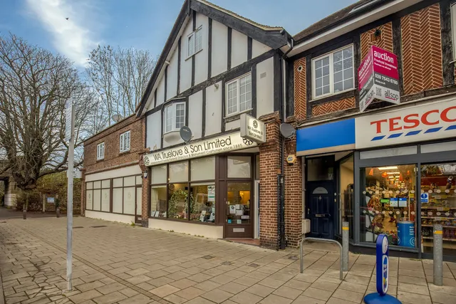 352a Malden Road, Worcester Park KT4 7NW