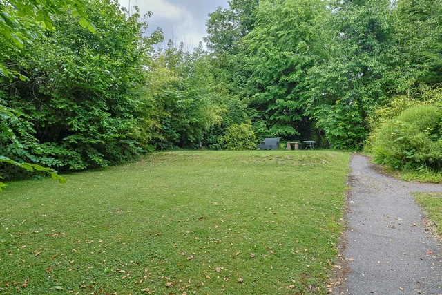 Flat 1, 21 Raglan Road, Reigate RH2 0DR