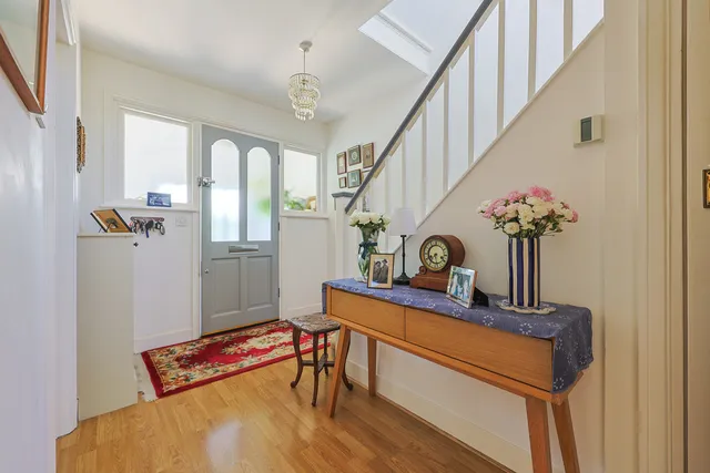 Chudleigh New House Lane, Redhill RH1 5RA