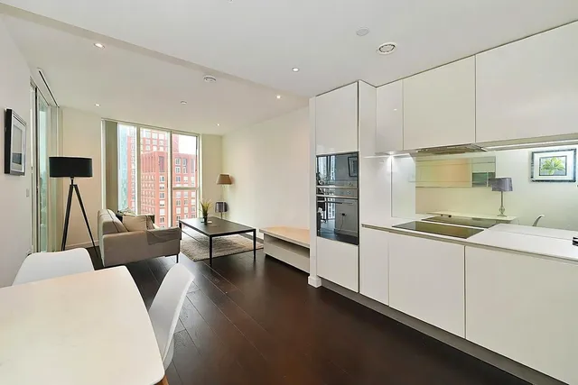 سكاي جاردنز، 155 واندسورث رود، لندن SW8