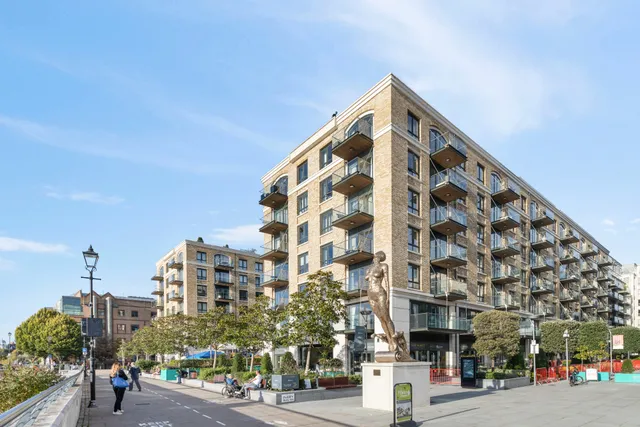 Distillery Wharf, Regatta Lane, London, W6 9BF