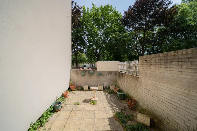 Cedars Road, London, SW4 0PS
