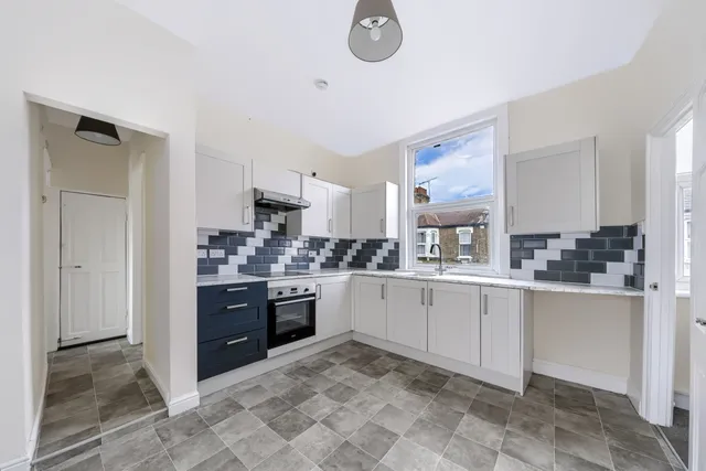 Ling Road, London, E16 4AW