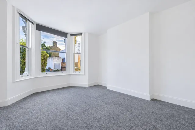 Brading Road, London, SW2 2AP