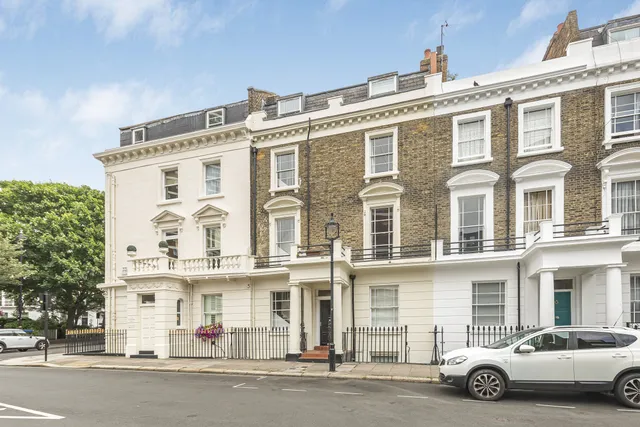 Winchester Street, London, SW1V 4NX