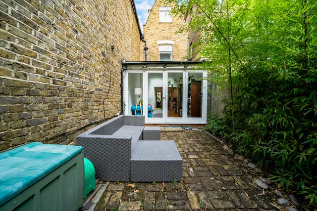 The Coach House, Trouville Road, London, SW4 8QL