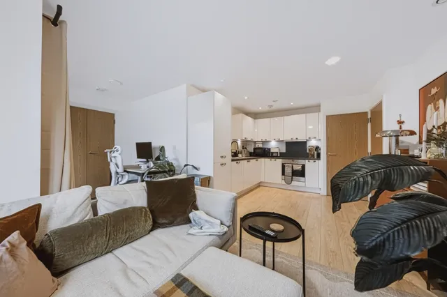 Genoa Court, Ascalon Street, London, SW8 4AD