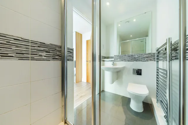 Knightley Walk, London, SW18 1HB