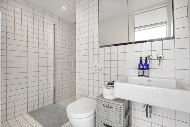 Ramsden Road, London, SW12 8RE