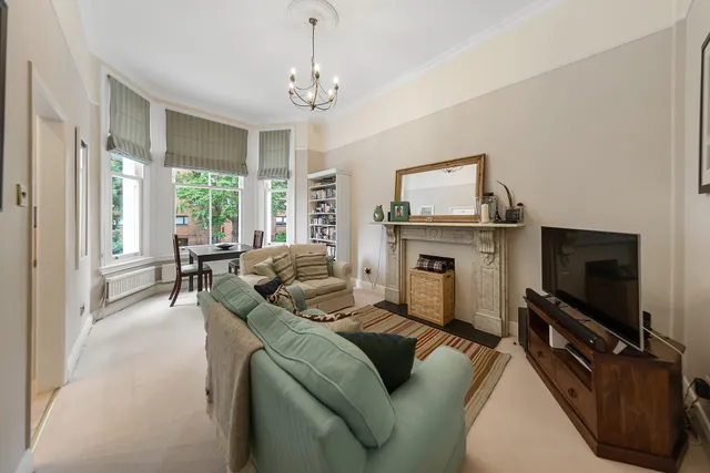 Edith Grove, London, SW10 0NH