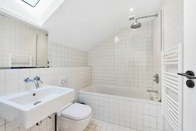 Ramsden Road, London, SW12 8RE