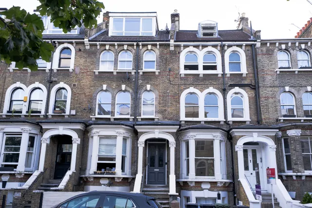 Victoria Rise, London, SW4 0PF