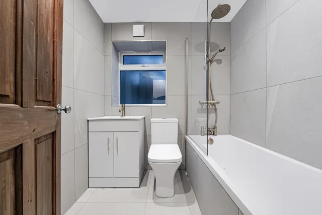 Ringford Road, London, SW18 1RP