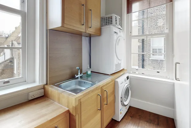 Gloucester Road, London, SW7 4QN