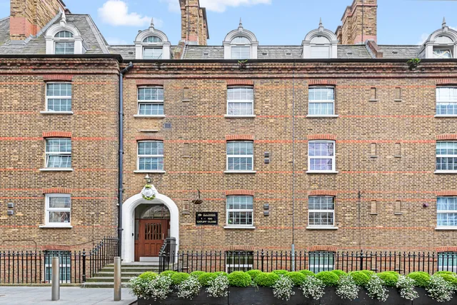 Gatliff Close, Ebury Bridge Road, London, SW1W 8QQ