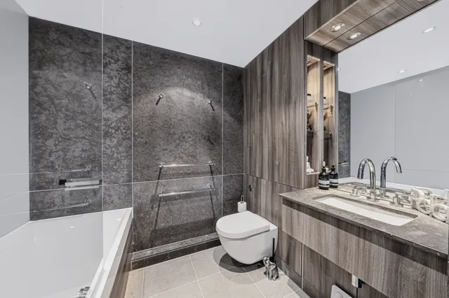 Octavia House, Townmead Road, London, SW6 2FH