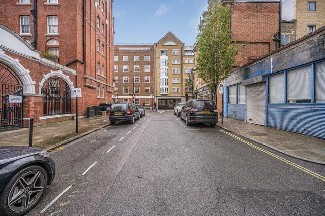 Parking Space 17, Ashburnham Mews, London, SW1P 4FH