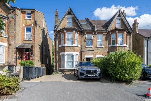 Avondale Road, South Croydon, CR2 6JE