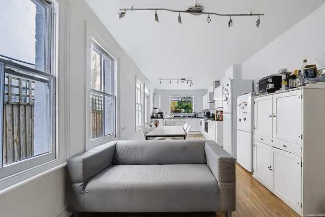 Lewin Road, London, SW16 6JX