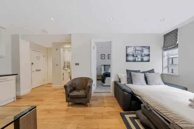 Nell Gwynn House, Sloane Avenue, London, SW3 3BA