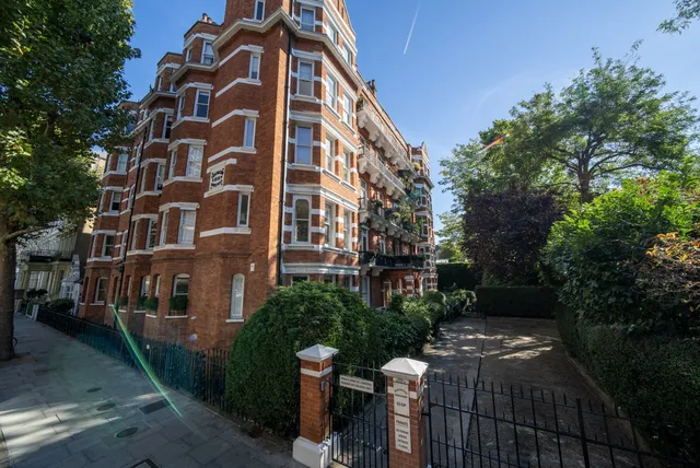 Kensington Mansions, Trebovir Road, London, SW5 9TE