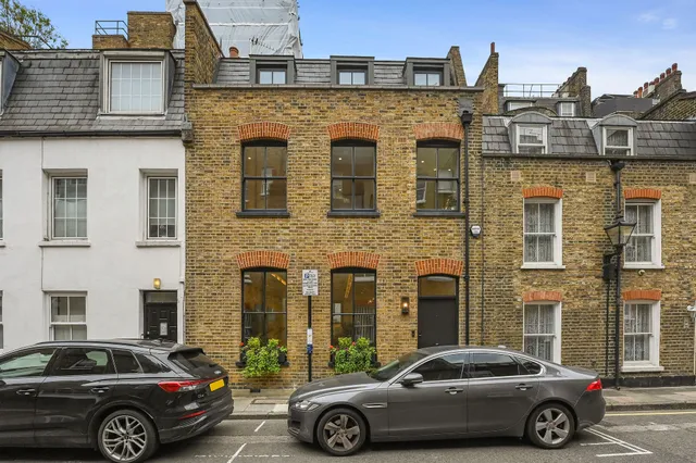 Bingham Place, London, W1U 5AT