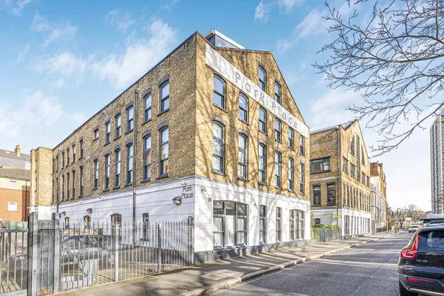 Lawn Lane, London, SW8 1UD