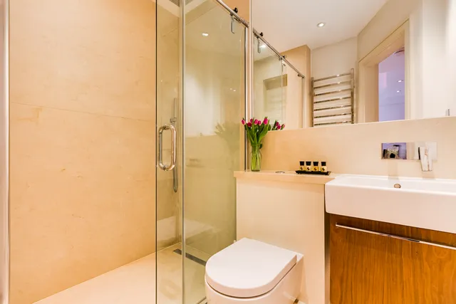 Nell Gwynn House, Sloane Avenue, London, SW3 3AZ
