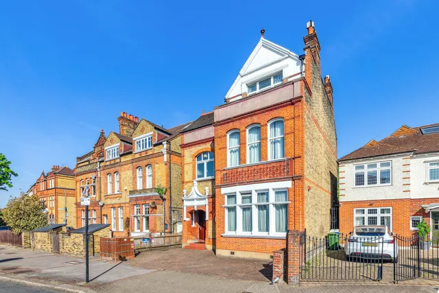 Nightingale Lane, London, SW12 8TD