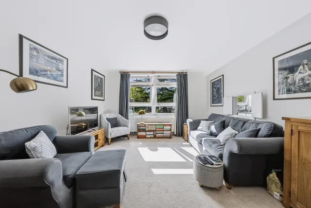 Askill Drive, London, SW15 2HX