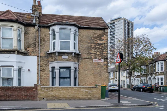 Ling Road, London, E16 4AW