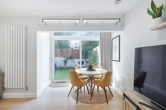 Cedars Road, London, SW4 0QB