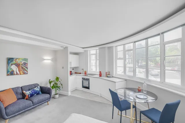 Sloane Avenue Mansions, Sloane Avenue, London, SW3 3JF