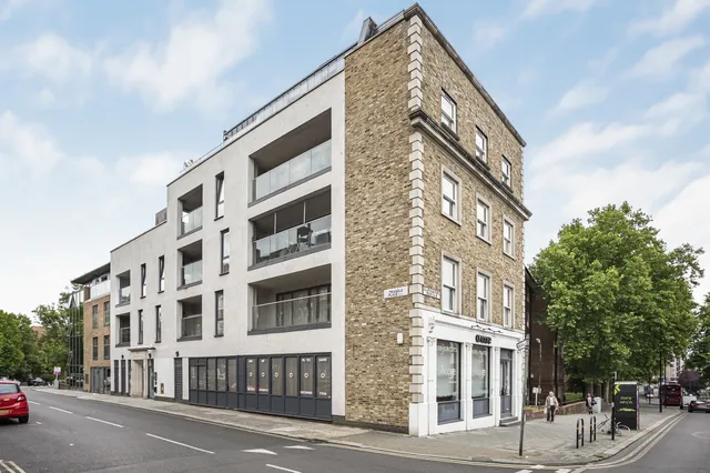 Triangle Place, London, SW4 7EQ