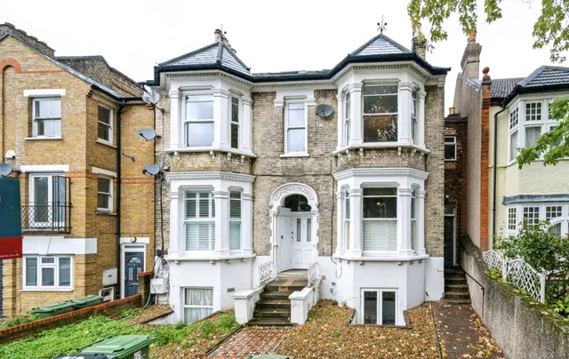 Lewin Road, London, SW16 6JR