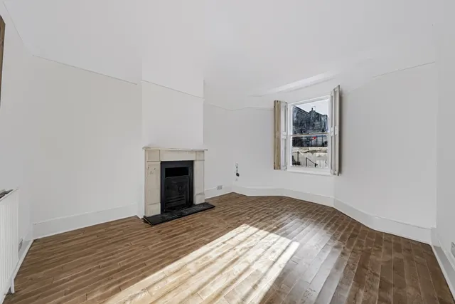 Ringford Road, London, SW18 1RP