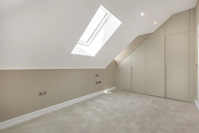 Abbotswood Road, London, SW16 1AJ