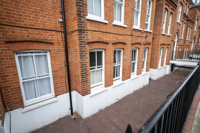Mark Mansions, Westville Road, London, W12 9PS