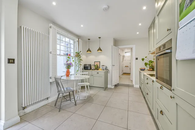 Tennyson Street, London, SW8 3ST