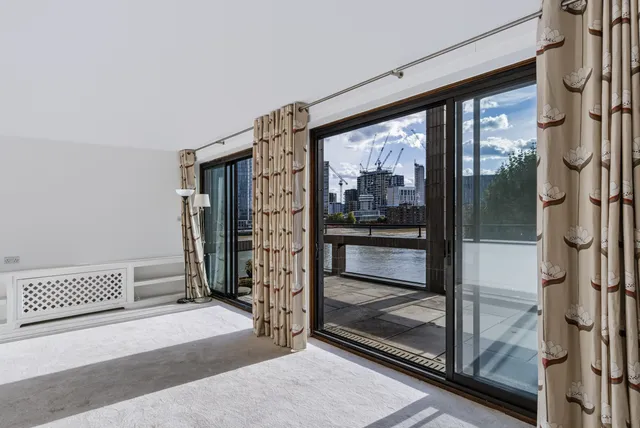Crown Reach, Grosvenor Road, Pimlico, London, SW1V 3JU