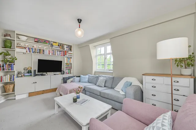 Archer House, Vicarage Crescent, London, SW11 3LG