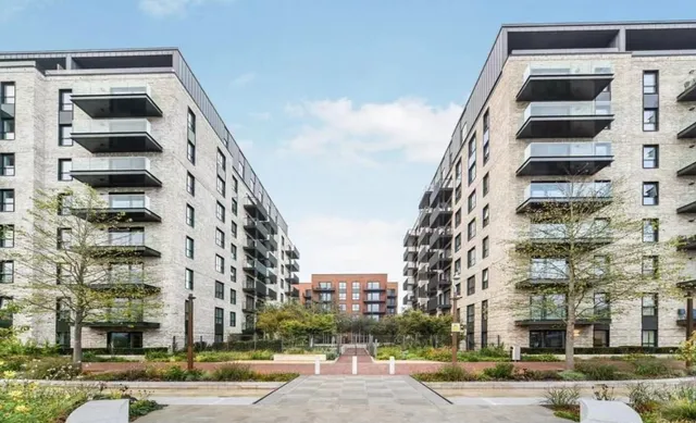 Watson House, Greenleaf Walk, Southall, UB1 1FQ